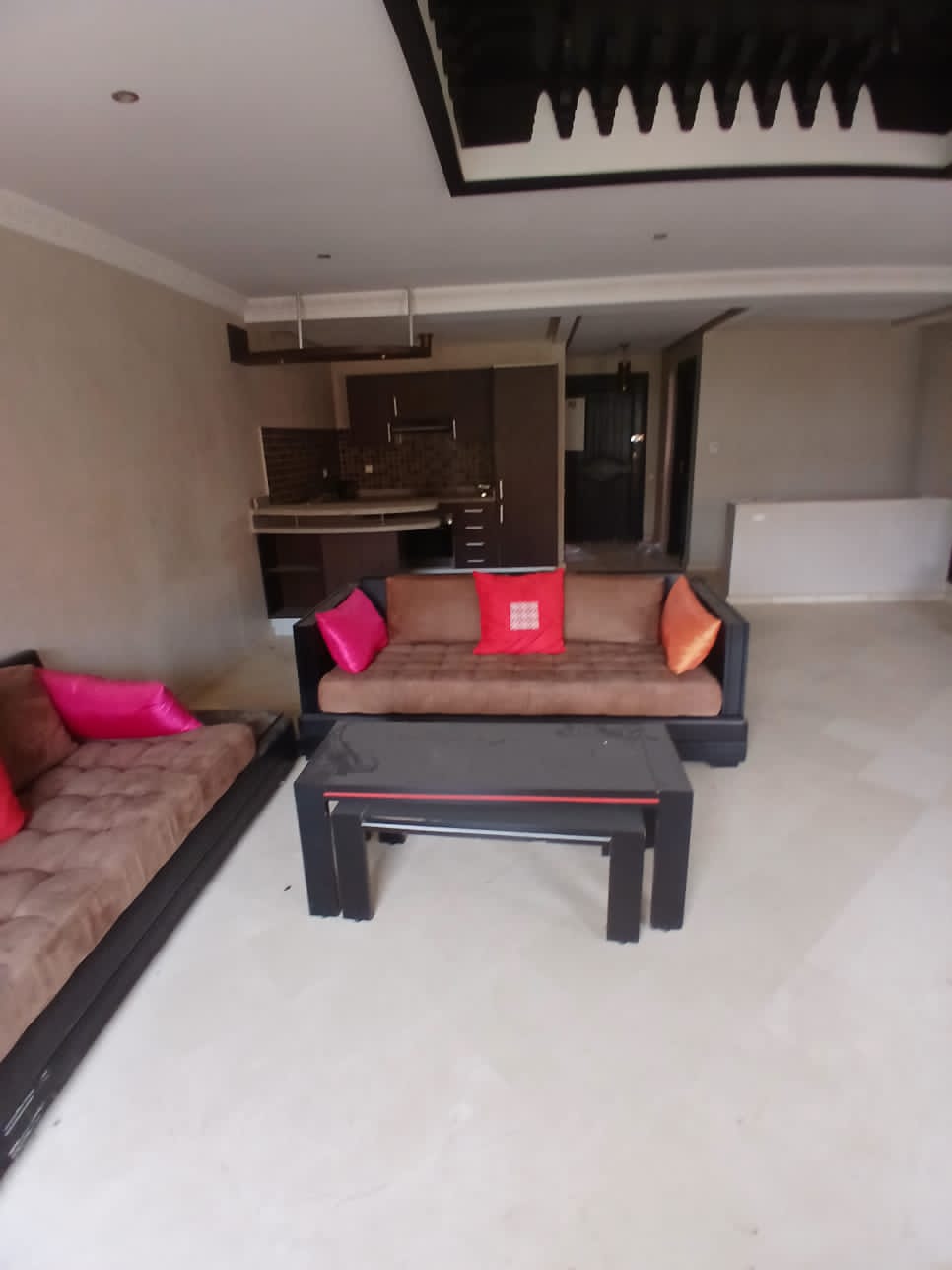 Marrakech Expert Immo vous propose ce magnifique appartement à la vente, situé au cœur de la Palmeraie de Marrakech