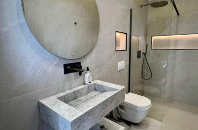 Marrakech Expert Immo vous propose  Villa de Prestige à vendre – Route de Fès, Marrakech