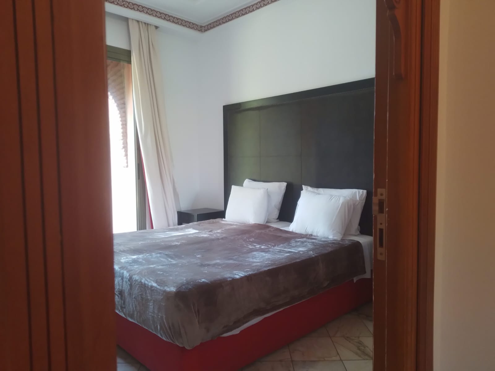 À Vendre – Appartement de Luxe en Rez-de-Jardin à la Palmeraie, Marrakech