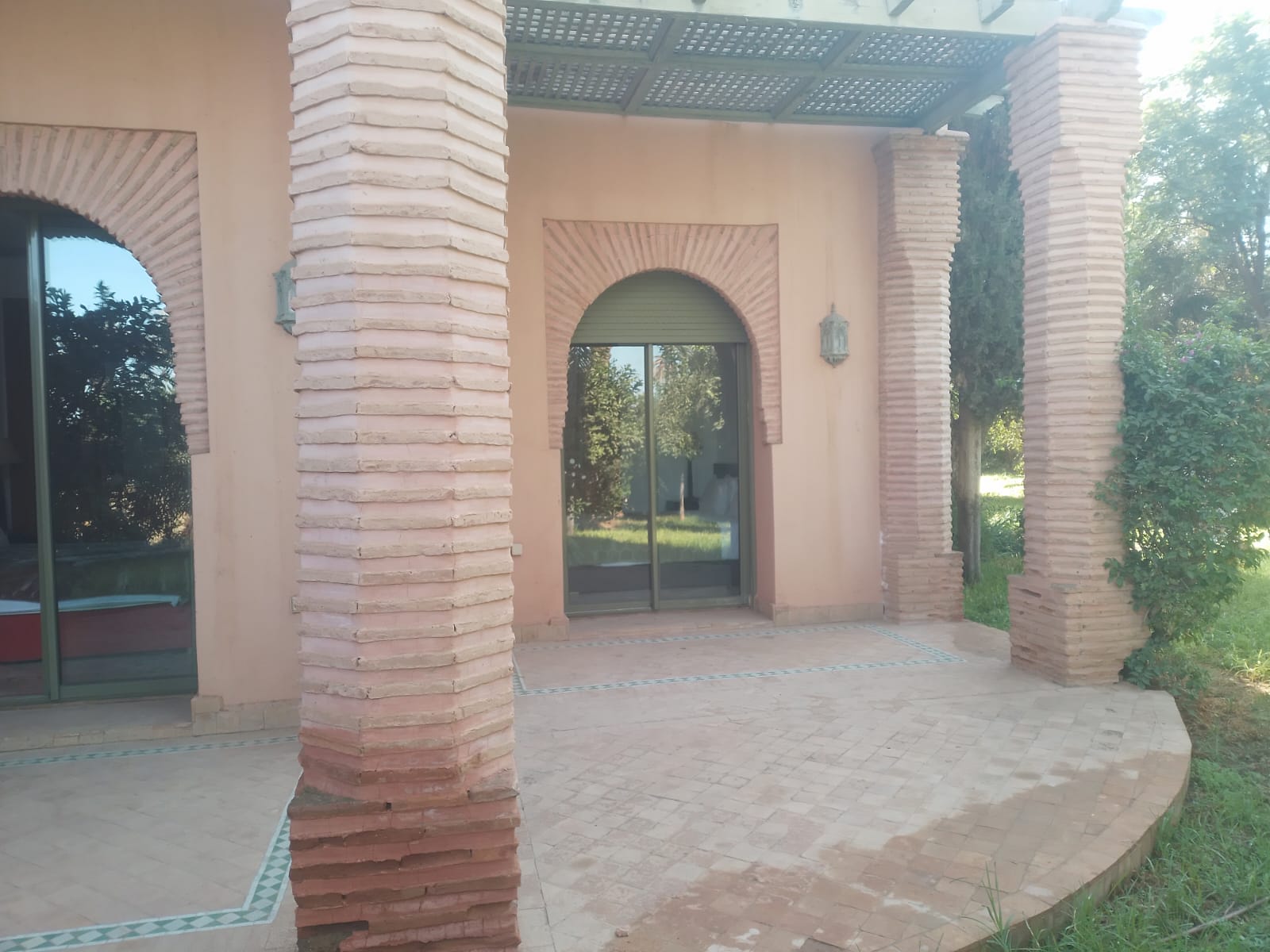 À Vendre – Appartement de Luxe en Rez-de-Jardin à la Palmeraie, Marrakech