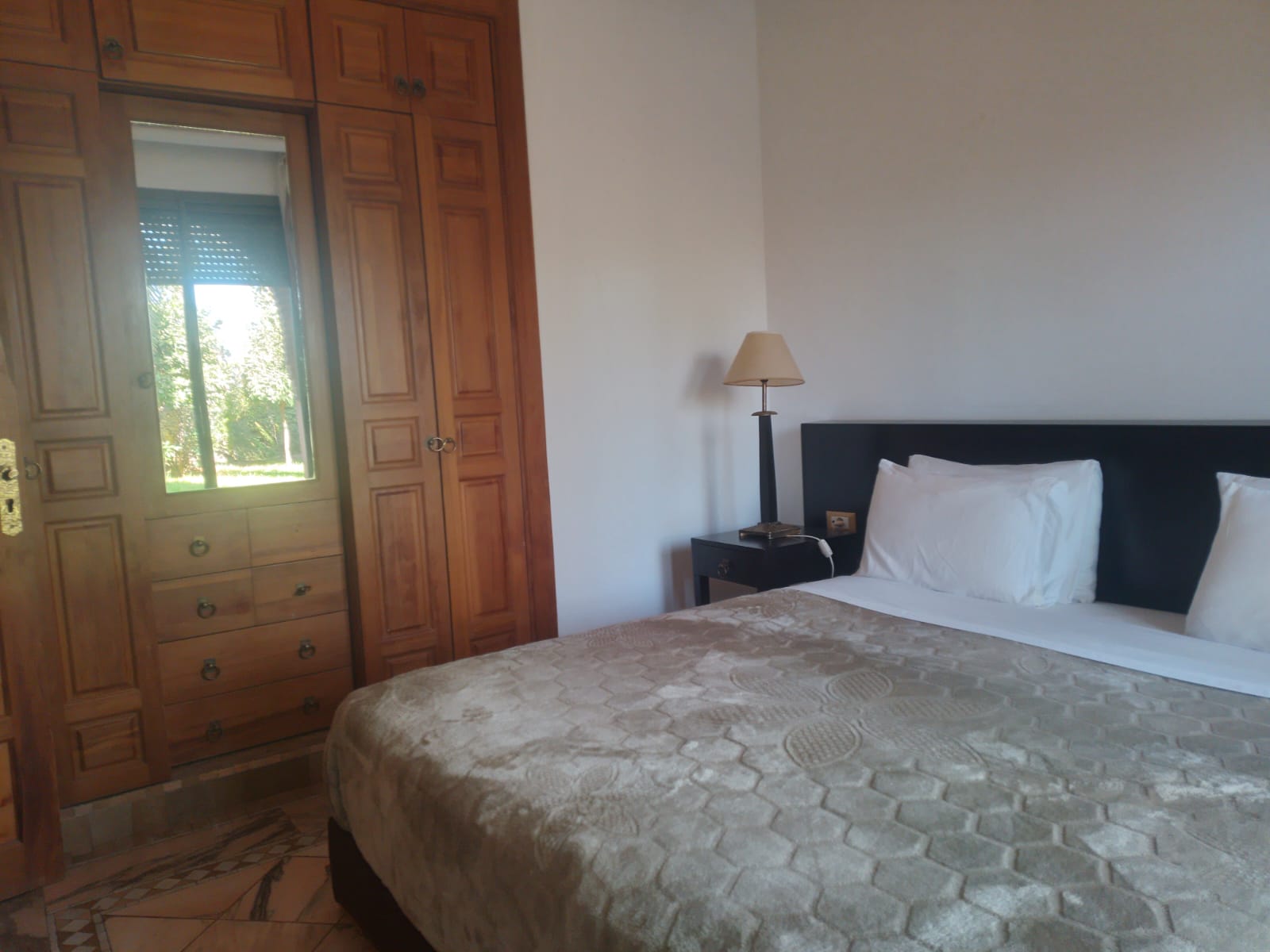 À Vendre – Appartement de Luxe en Rez-de-Jardin à la Palmeraie, Marrakech