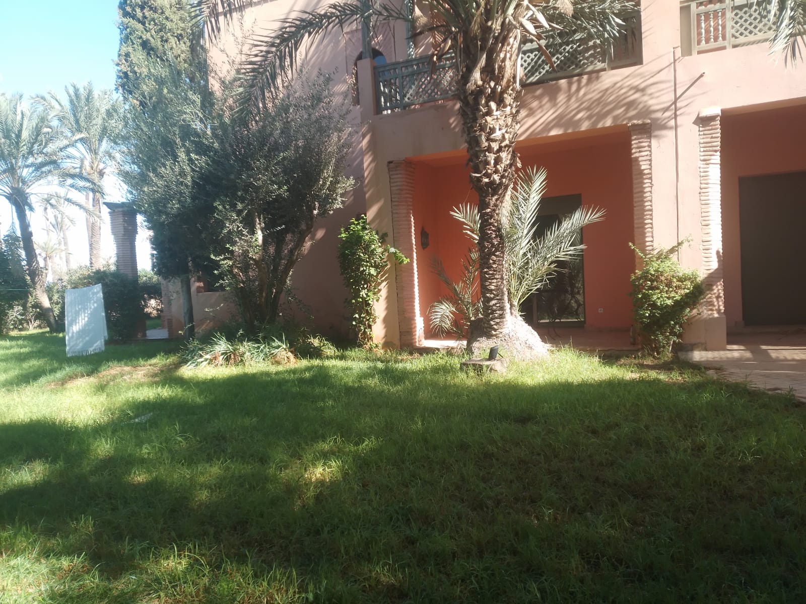 À Vendre – Appartement de Luxe en Rez-de-Jardin à la Palmeraie, Marrakech