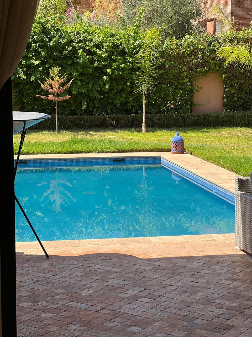 À Louer – Villa Meublée de Luxe avec Piscine Privée – Route de Fès, Marrakech