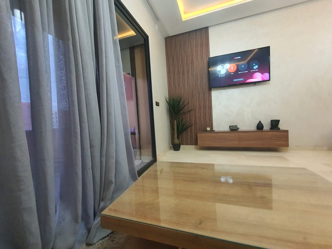 Location  joli studio meublé situé à Guéliz