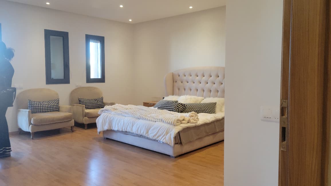 À Vendre – Villa Meublée de Luxe à la Palmeraie