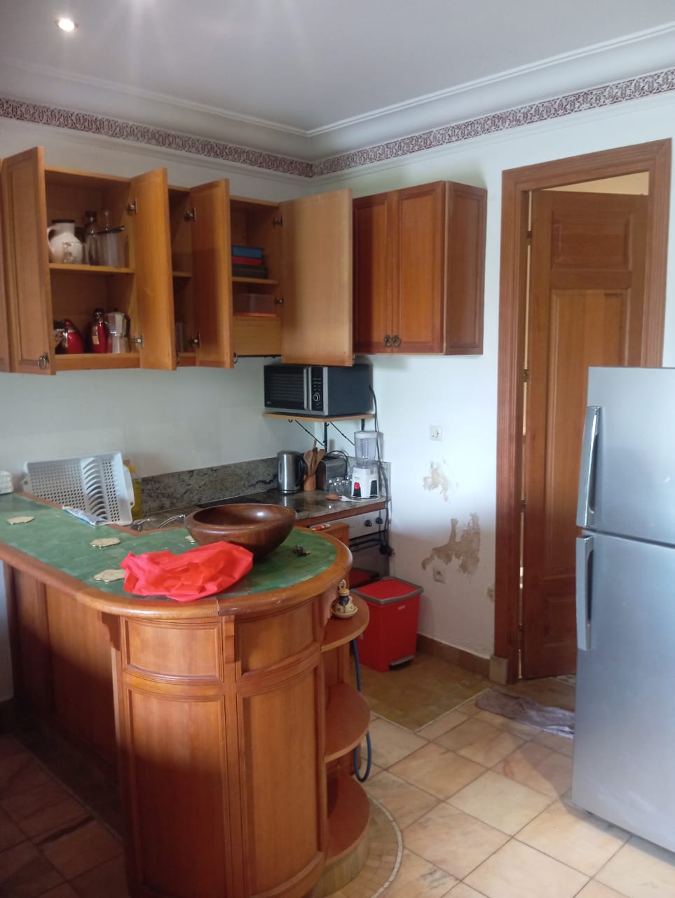 À Louer – Studio Meublé de Luxe en Rez-de-Jardin à la Palmeraie 2