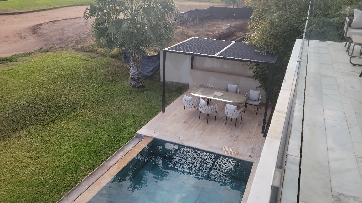 Location villa meublée de prestige sur Golf Argan