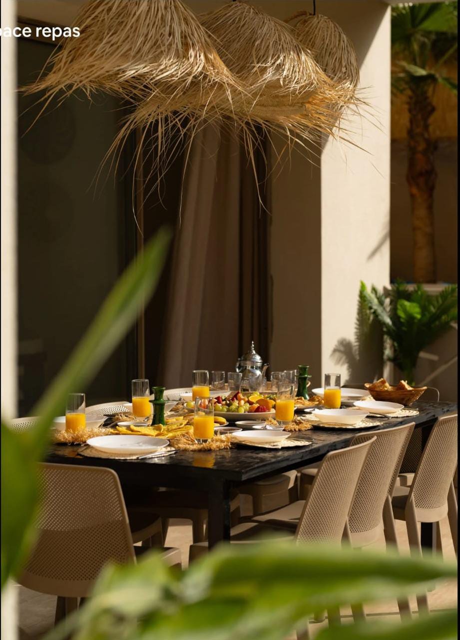 Villa de luxe à vendre – Route de Ouarzazate