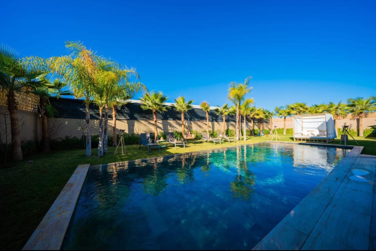 Villa de luxe à vendre – Route de Ouarzazate