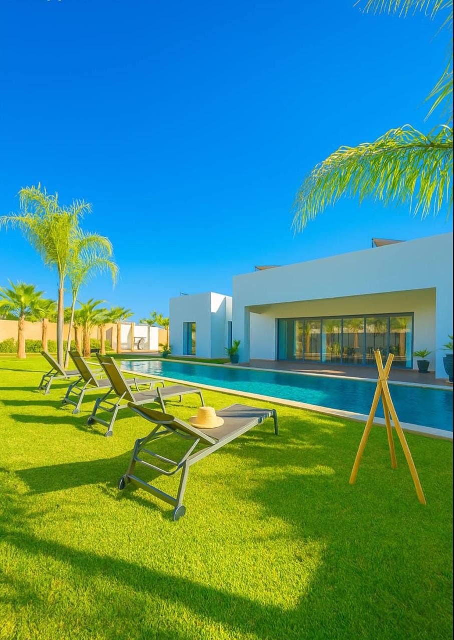 Villa de luxe à vendre – Route de Ouarzazate