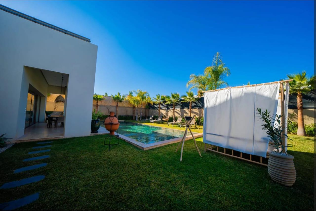 Villa de luxe à vendre – Route de Ouarzazate