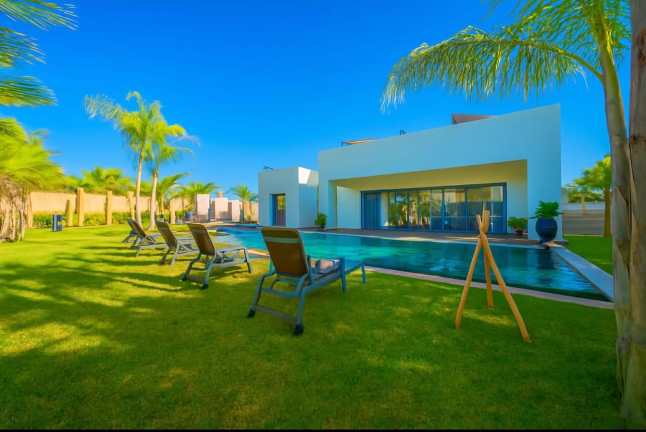 Villa de luxe à vendre – Route de Ouarzazate