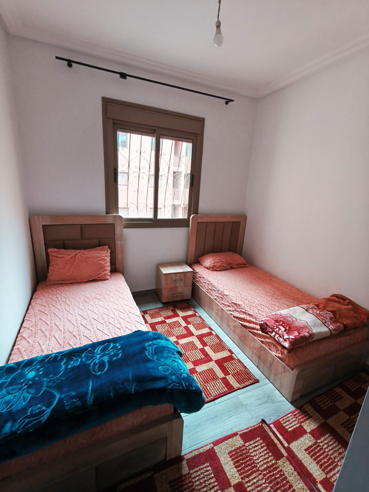 APPARTEMENT MEUBLÉ À LOUER