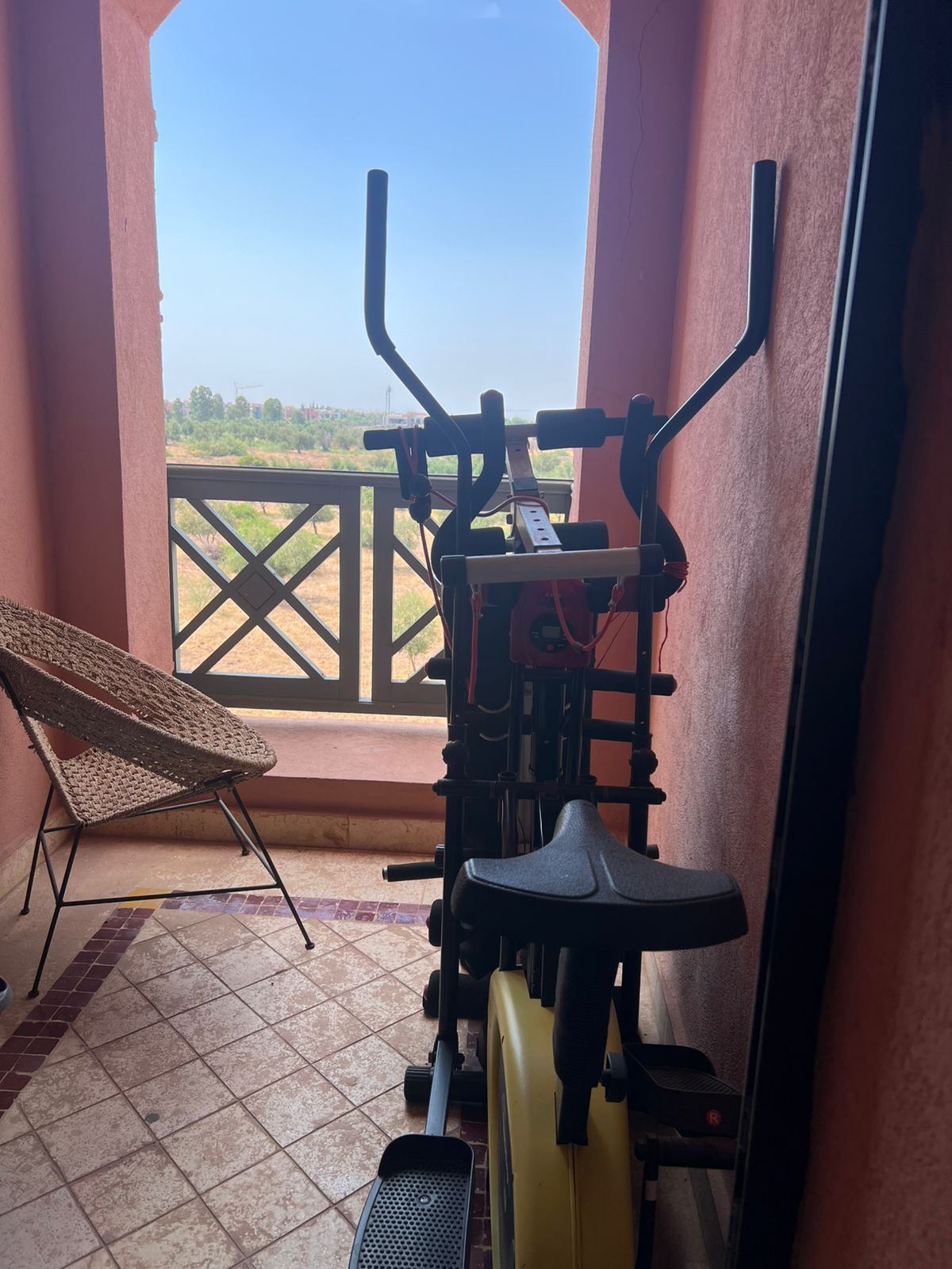 APPARTEMENT DE LUXE MEUBLÉ À LOUER – AGDAL